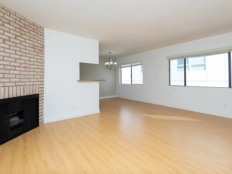 12611 Pacific Ave #1033 — Photo 6