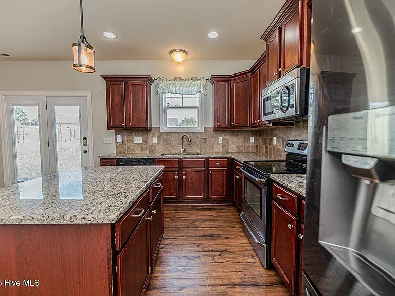 457 N Prince Henry Way — Photo 20