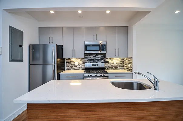 Rented by Brick&Mortar | media 35