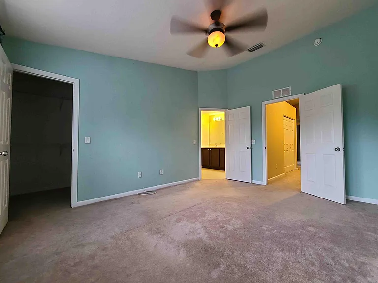 4168 SW 43rd Cir — Photo 6