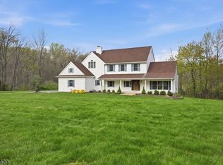 29 Castle Ct, Randolph Twp., NJ 07869