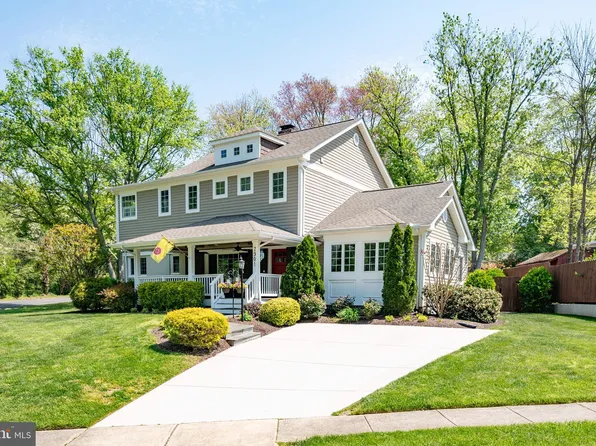 7901 Wellington Rd, Alexandria, VA 22308