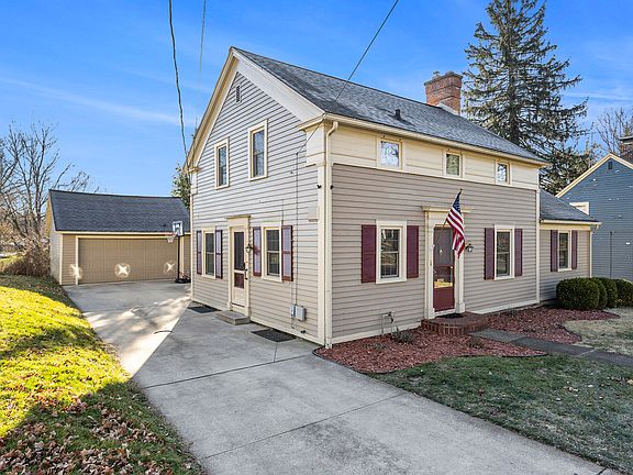 3rd image of 342 N Marshall Ave