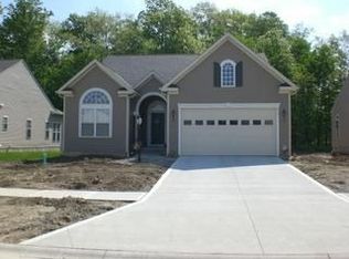 913 Oak Hill Dr, Brunswick, OH 44212