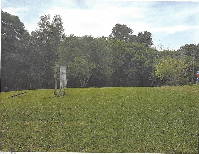 2nd image of 311 Parks St
