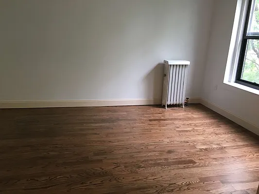 Rented by Metropolis International Realty Inc. | media 49