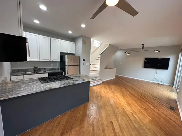 1777 W Terra Cotta Pl #B, Chicago, IL 60614