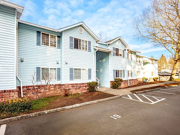 2nd image of 723 SE 60th Ave #2f174ac72