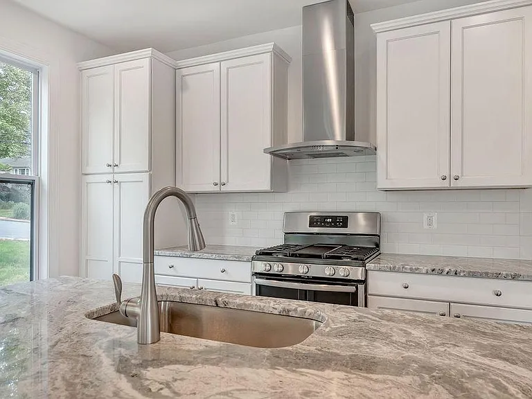 Similar. The cabinetry is actually in Blue color.