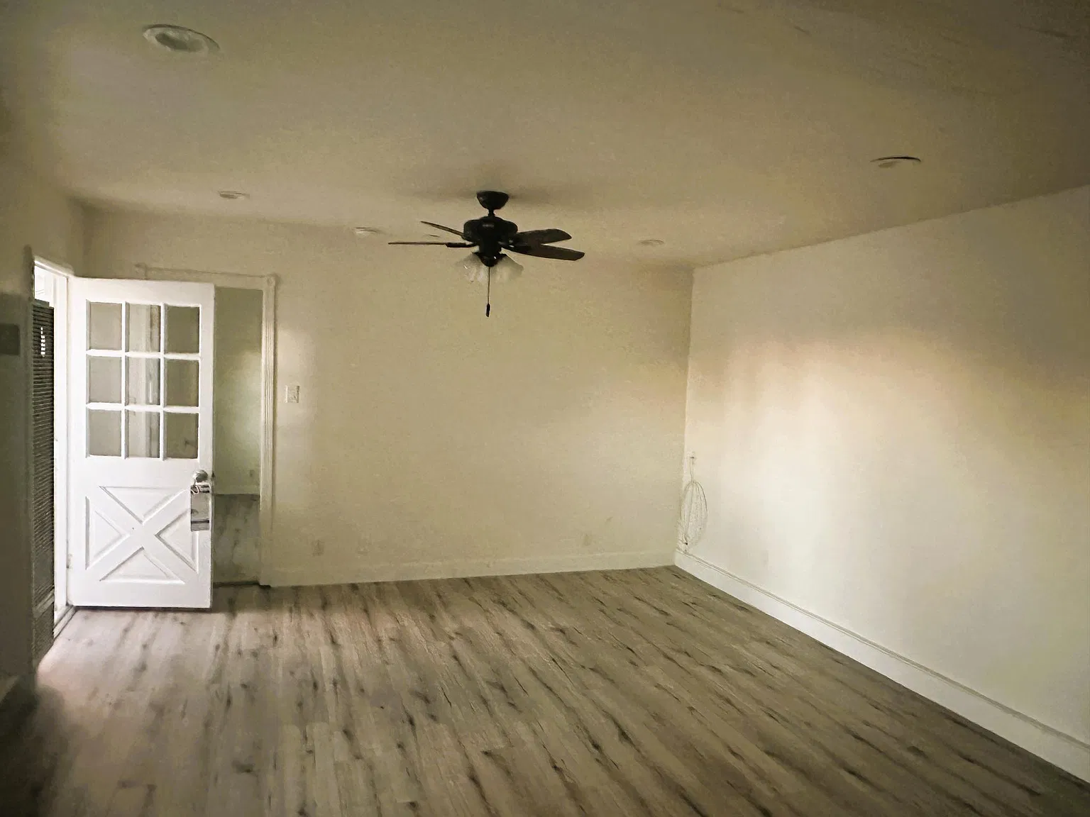 1 bed, 500 sqft, $2,100 — Photo 4
