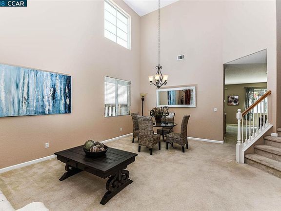 3rd image of 30 San Tomas Ct