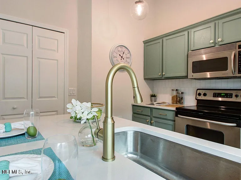 3462 Talisman Dr — Photo 11