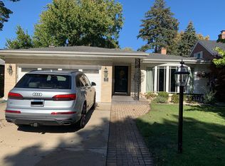 5126 Elm St, Skokie, IL 60077