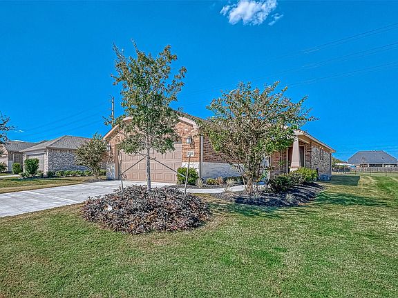 4th image of 3310 Golden Eagle Way
