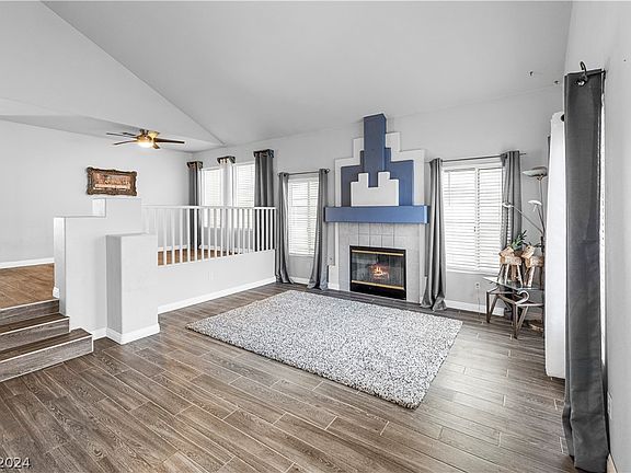 3rd image of 9228 Sangria Ln