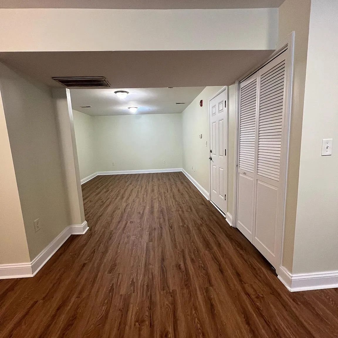 2 bed, 17856 sqft, $1,375 — Photo 4