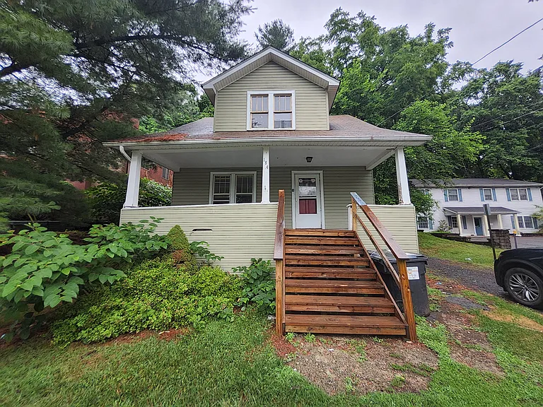 154 Orange Ave — Photo 12