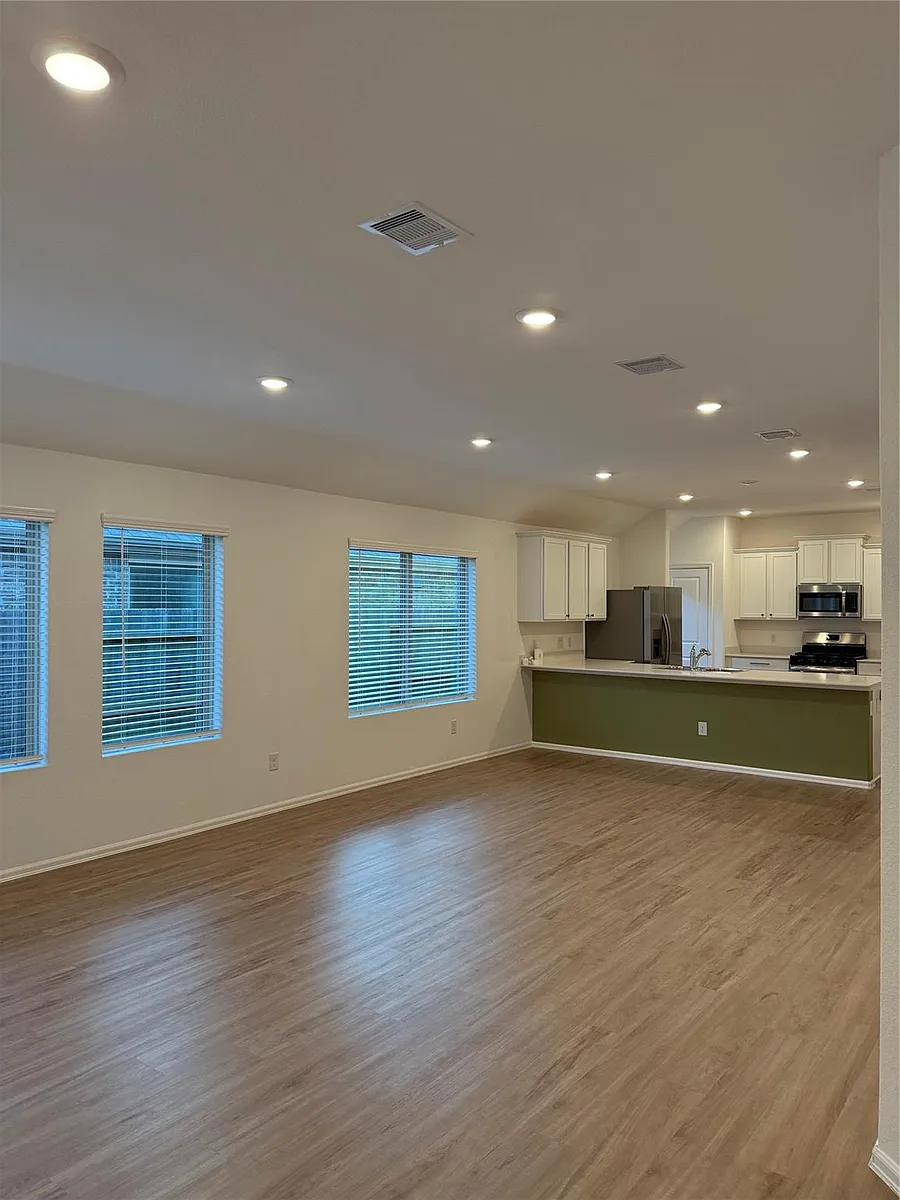 Building Photo - 19380 Villa Mesa Dr