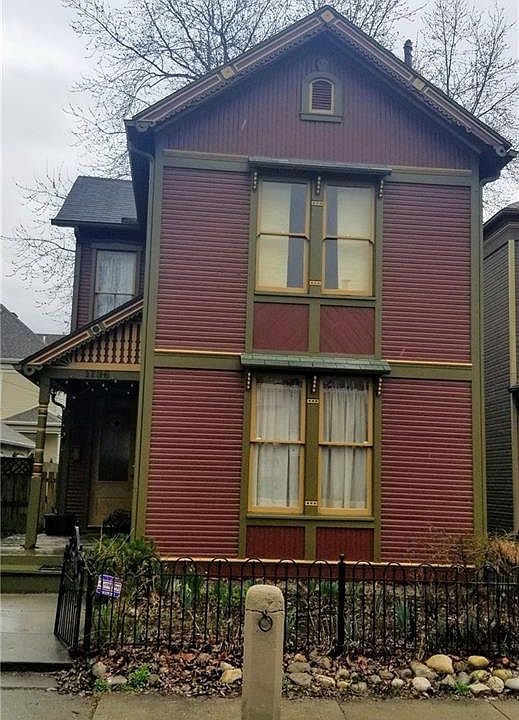 2nd image of 1736 E 4th St