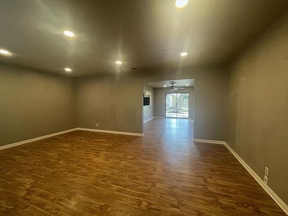 2nd image of 14319 Brook Hollow Blvd