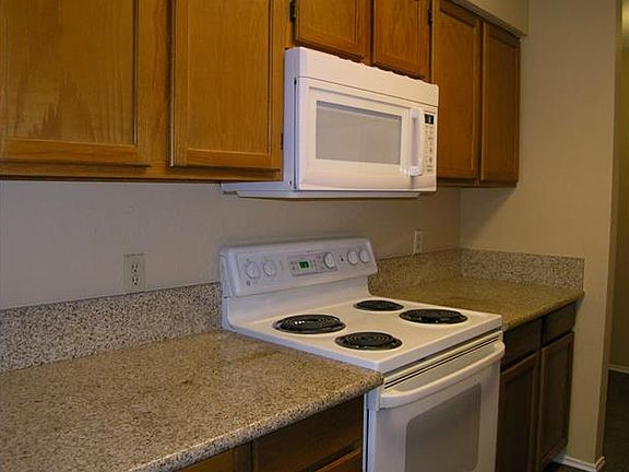 4th image of 4020 Southern Charm Ct