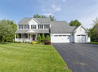 16 Windmill Way, Cohoes, NY 12047