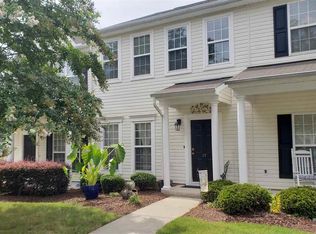 17 Sharpstone Ln, Durham, NC 27703