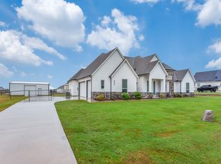 3062 Infinity Dr, Weatherford, TX 76087