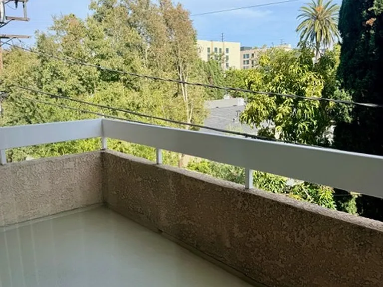 10750 Palms Blvd — Photo 12