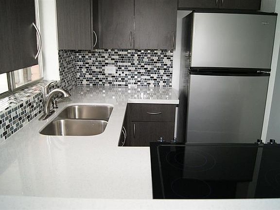 5th image of 3705 S Flagler Dr APT 26