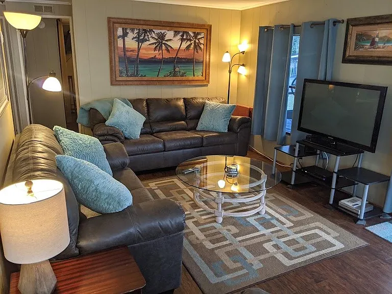 10011 Merion Ct — Photo 14