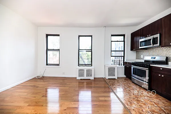 Rented by Compass | media 2