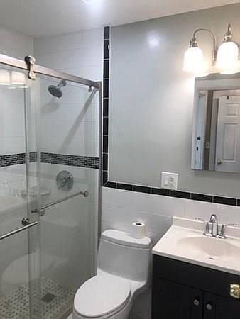 2nd image of 144 Marlborough St APT 7