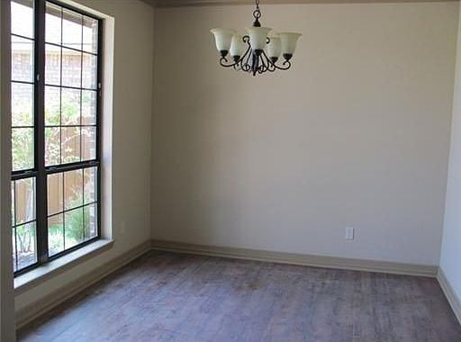 3rd image of 4224 Rock Bend Dr