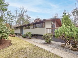 228 Heald Rd, Carlisle, MA 01741