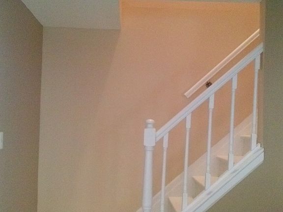 4th image of 606 Haifa Ct