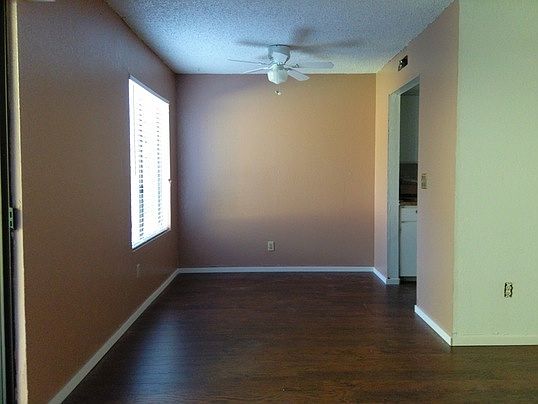 5th image of 14010 Juanita Dr NE #B3