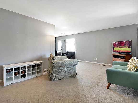 4th image of 7299 Wollam Ave