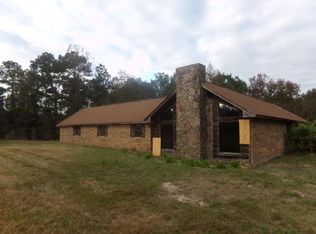 145 J B Horne Rd, Hattiesburg, MS 39401