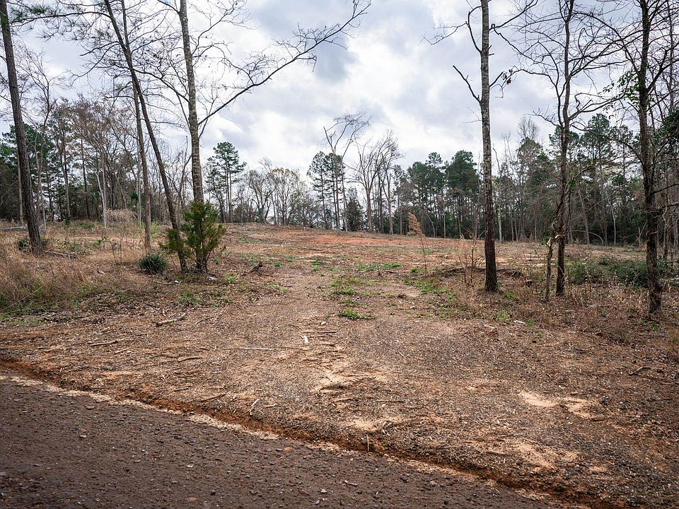 1st image of 2428 Crabapple Rd