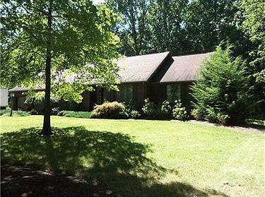 1st image of 3972 Blue Jay Dr