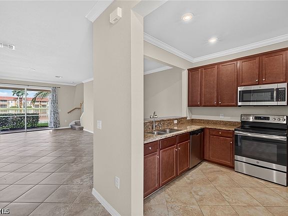 4th image of 10191 Via Colomba Cir