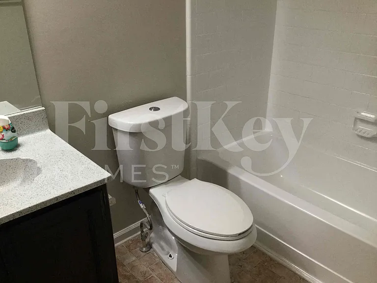 535 Sherwood Oaks Rd — Photo 15