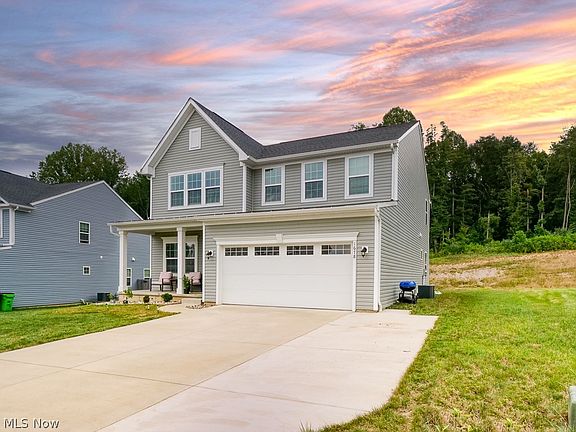 3rd image of 1678 Duncan Way