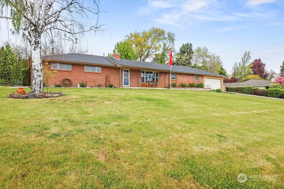 5511 Douglas Drive photo 1