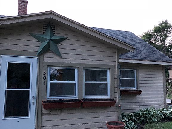 5th image of 301 Hollister Ave