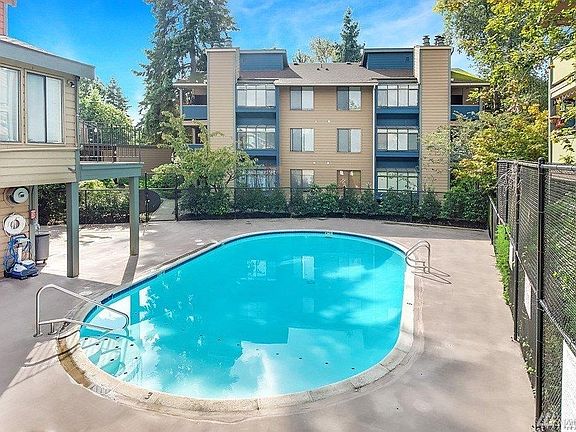 3rd image of 4920 200th St SW
