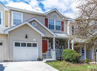 72 Castleton Rd, Princeton, NJ 08540