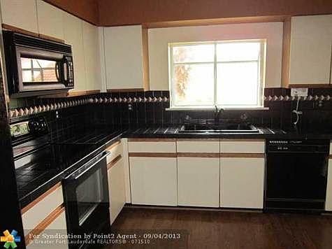 2nd image of 9267 NW 9th Ct
