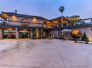 1838 Laurel Rd, Oceanside, CA 92054